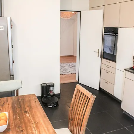 Enge Station - Private Alps