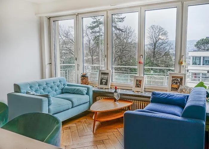 Large, Quiet Private 