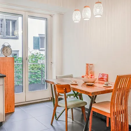 Enge Station - Private Alps Accommodatie bij particulieren