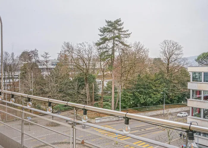 Large, Quiet Private 